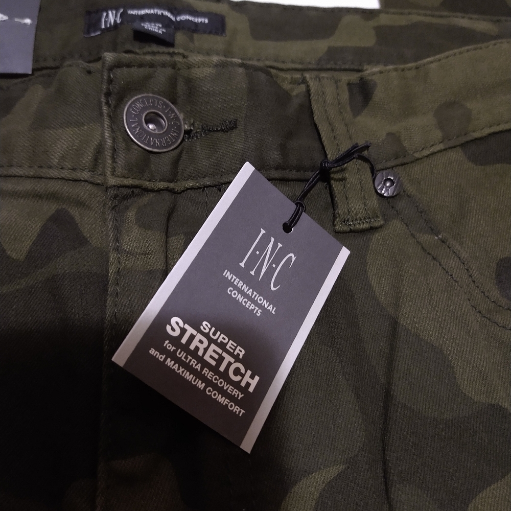INC Berlin Slim Straight Camo Moto Jeans - Picture 5 of 16